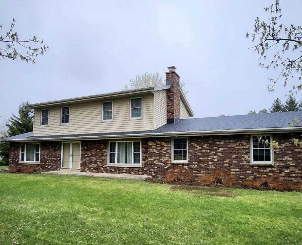 house roof asphalt shingles